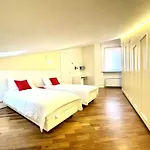 Ampia moderna casa su 2 piani nel cuore di Verona
